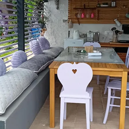 Boutique Camp Thea Under The Walnut, Pitches For Your Own Tent, Outdoor Kitchen Κάμπινγκ *
